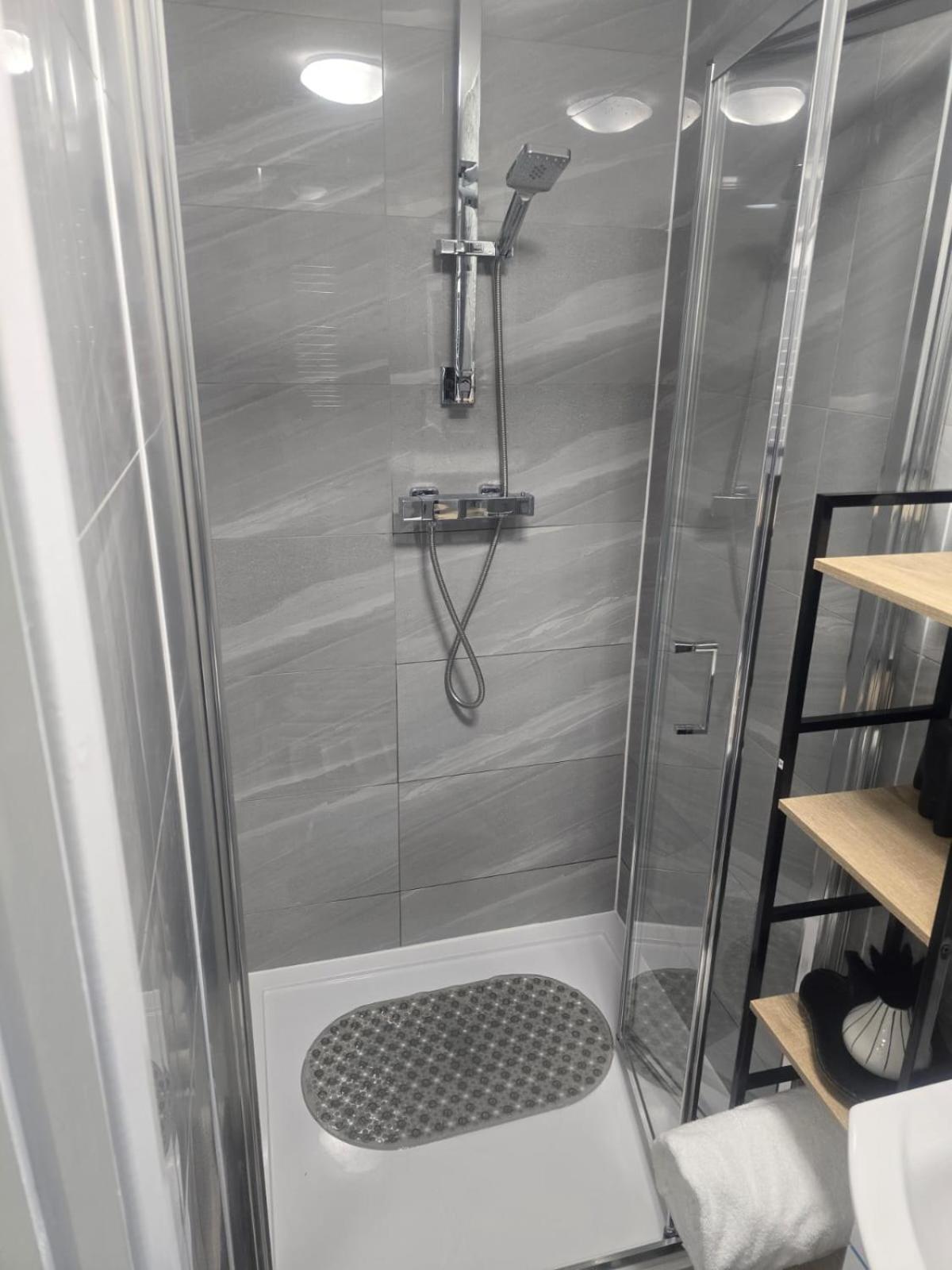 Mini Cosy Studio Flat Milton Keynes Exterior photo